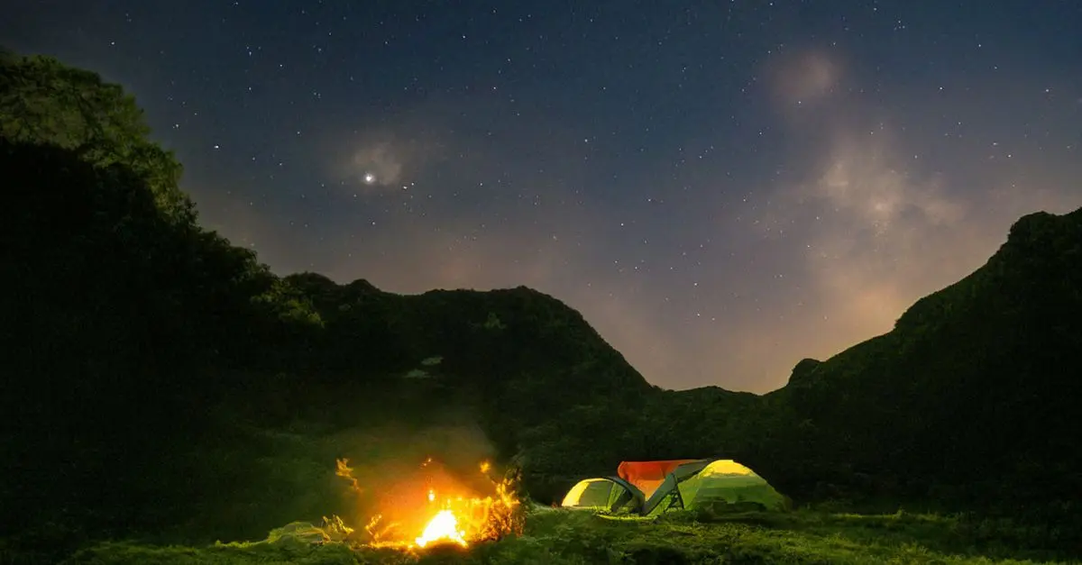 Le camping : une option idéale pour les voyages d'aventure