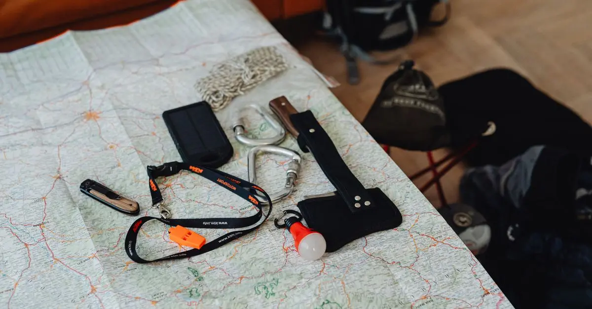 Top 10 des équipements indispensables pour un voyage d'aventure