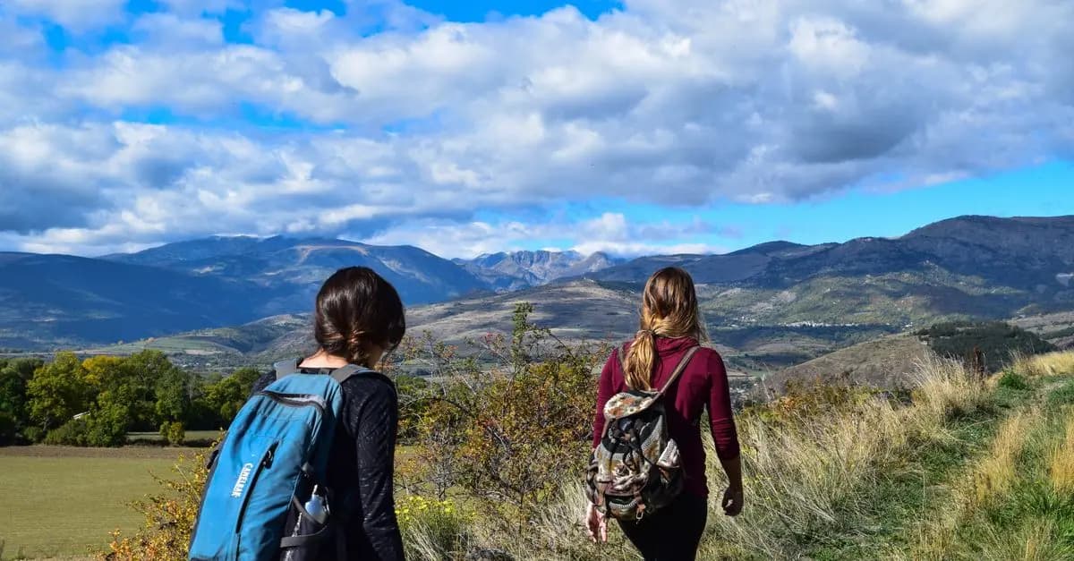 Voyager en pleine nature : conseils essentiels pour votre aventure